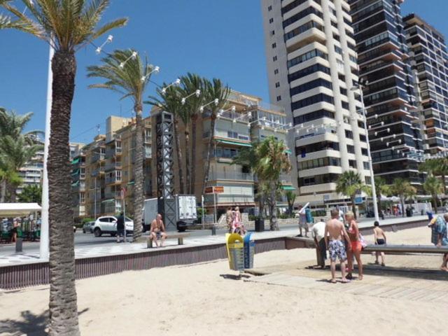 Disponible En Abril-Wifi-3Hab, 6 Pers, -Piscina, Aire Acondi-Parking Opcionable Extra Apartment Benidorm Exterior photo